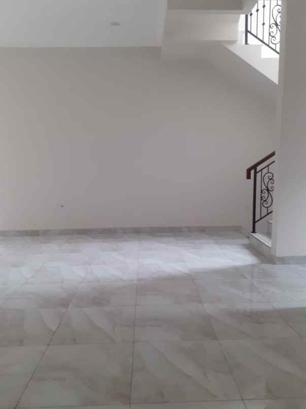 rumah baru 2 lantai casa view bekasi dijual