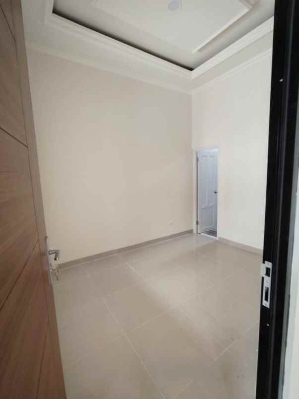 rumah baru dp 0 di kalibaru depok