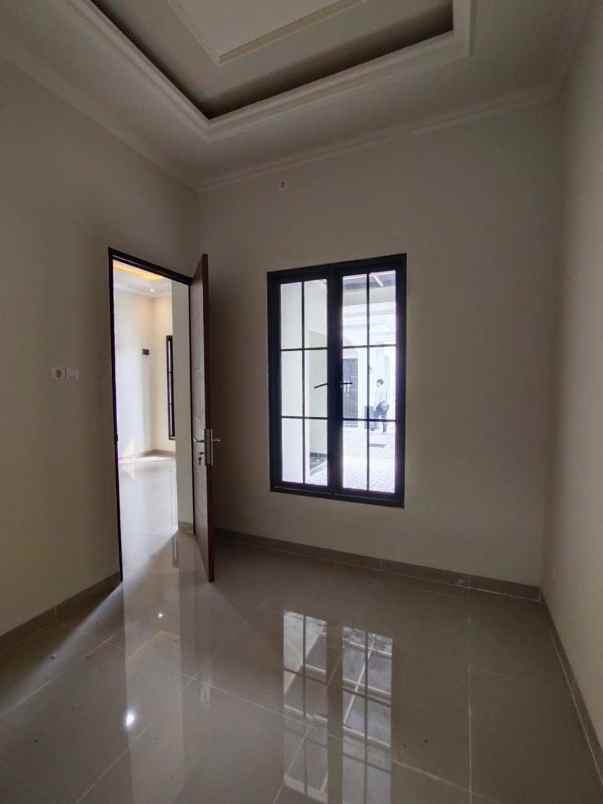 rumah baru dp 0 di kalibaru depok