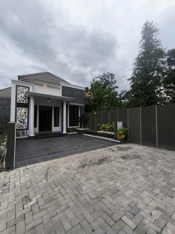 rumah baru siap huni dekat pemda sleman