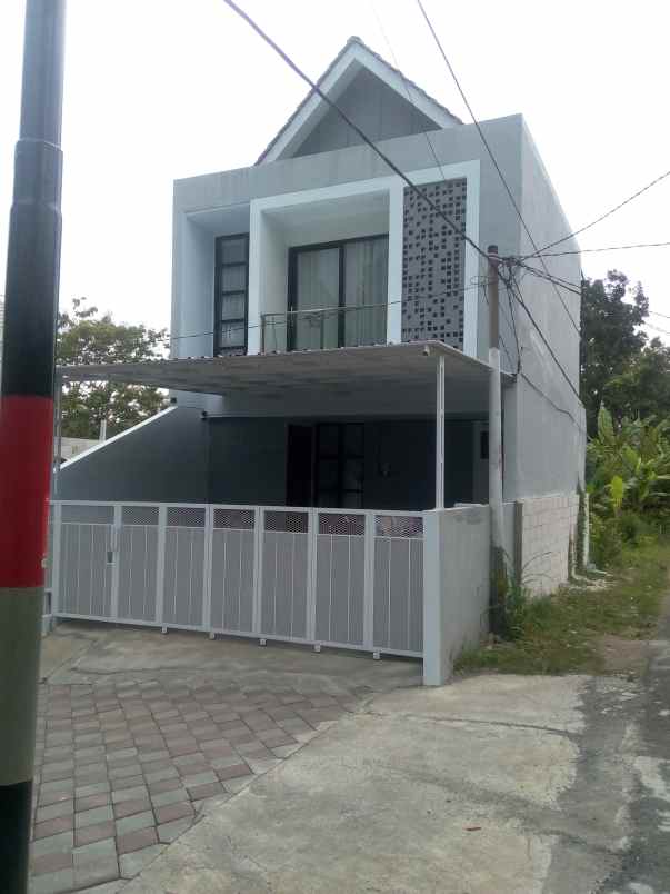 rumah baru siap huni di jalan wates km 9