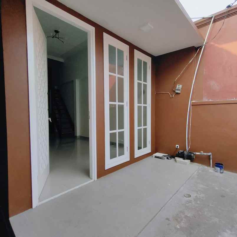 rumah baru siap huni di villa pamulang tangsel