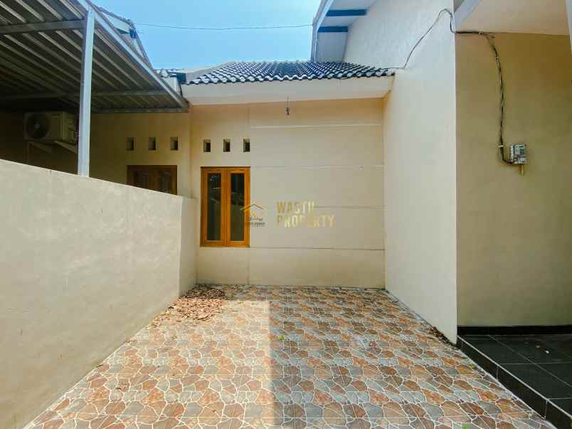 rumah baru siap huni posisi hook di kalasan