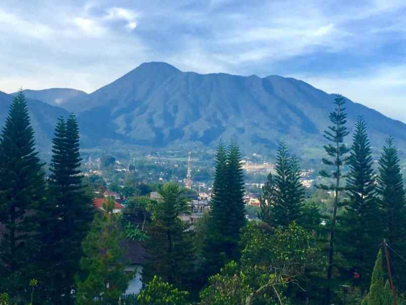 rumah batulayang cisarua