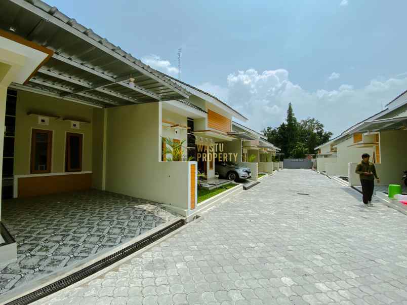 rumah cantik dalam cluster di purwomartani sleman