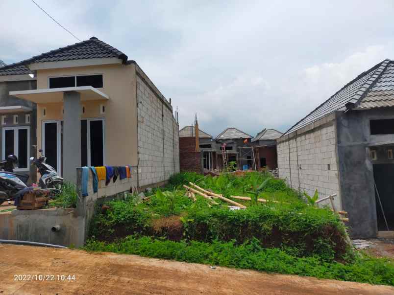 rumah cluster lingkungan islami di banyumanik