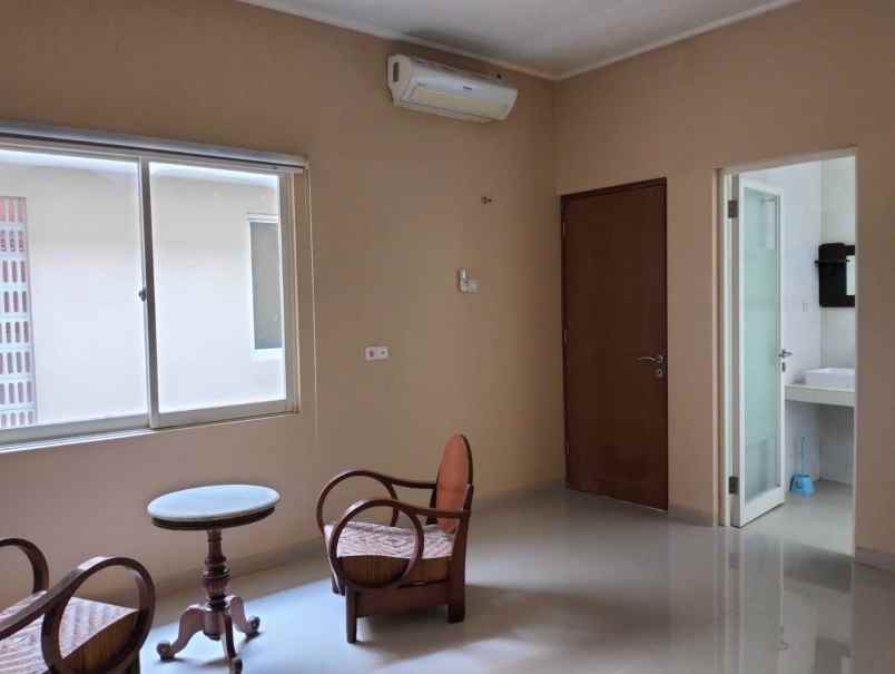 rumah disewakan alam galaxy sambikerep surabaya