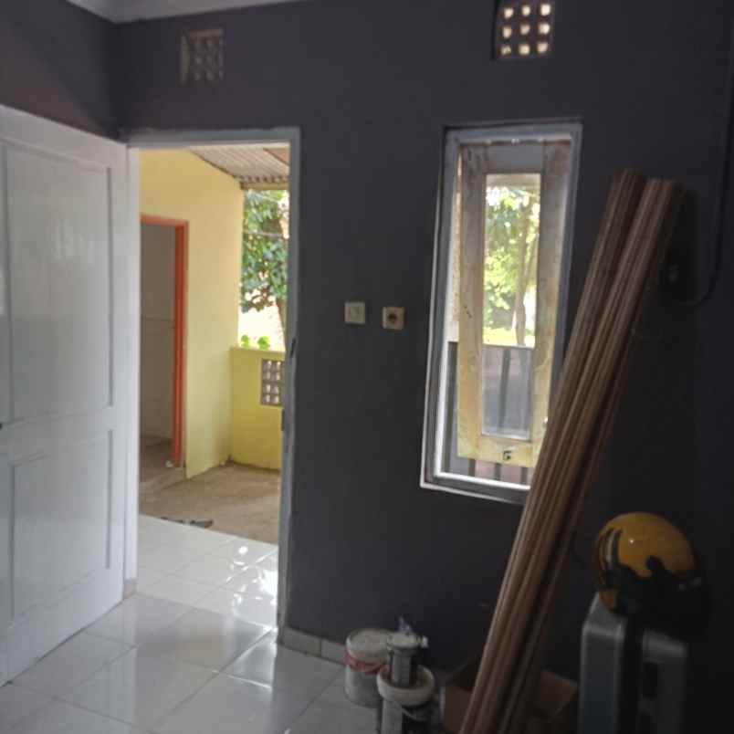 rumah disewakn di condong catur 2kmr