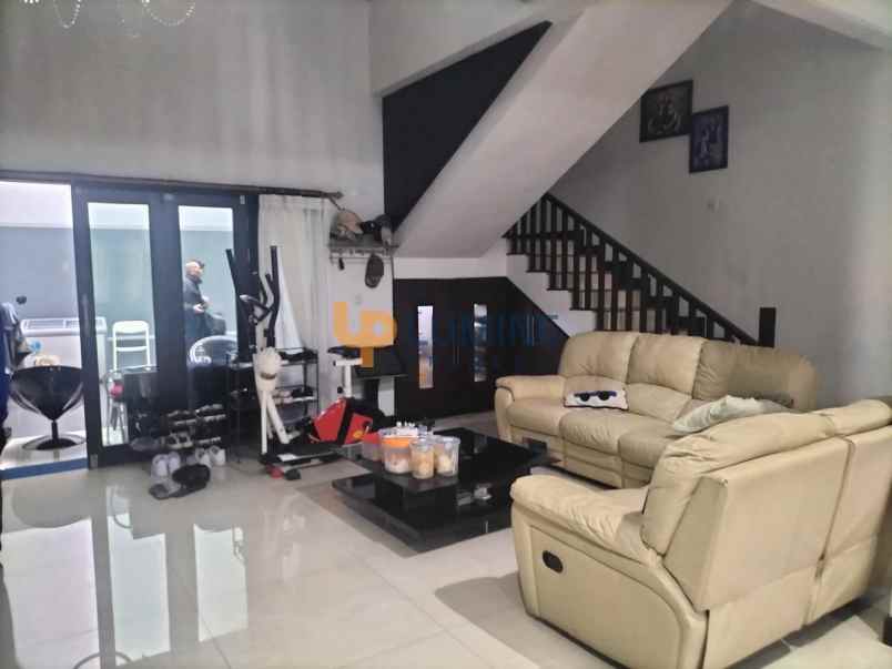 rumah eksklusif bandung barat akses mudah ke kota