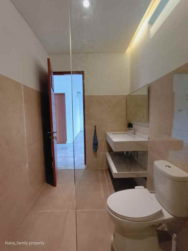 rumah elegant modern di joglo