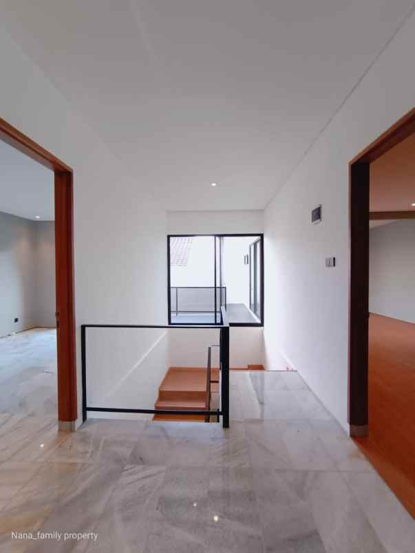 rumah elegant modern di joglo