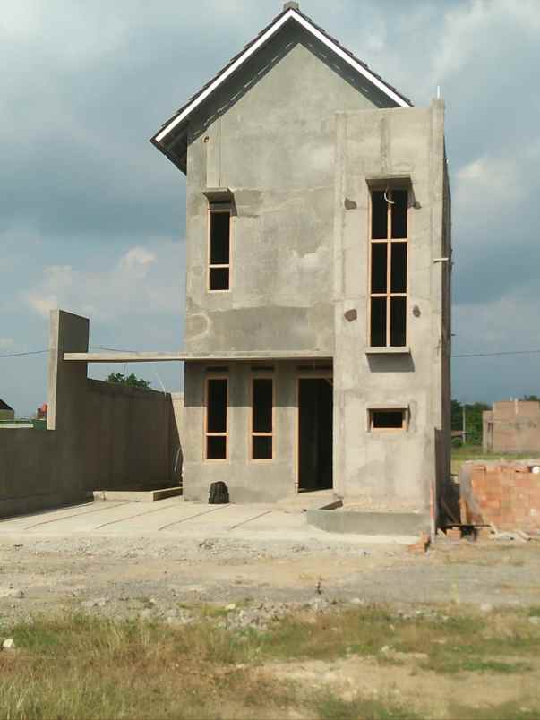 rumah jalan lingkar selatan jungke