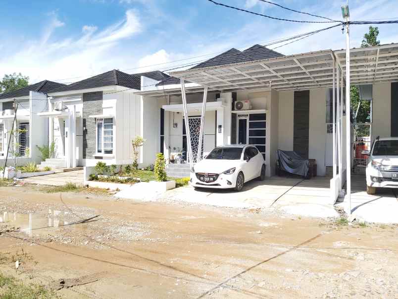 rumah jalan padat karya paris 3