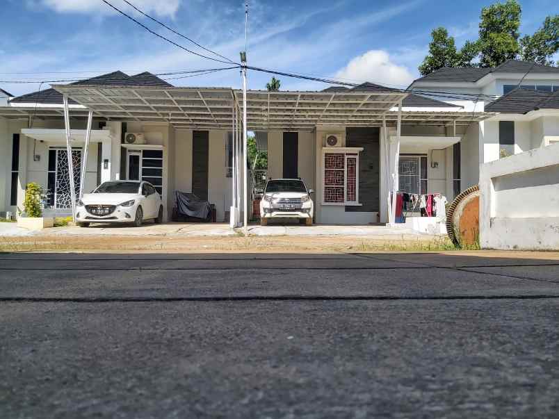 rumah jalan padat karya paris 3