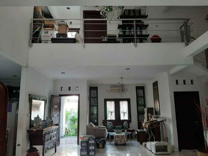 rumah jl cawang baru