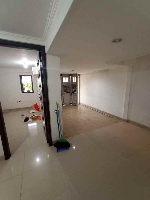 rumah jl pelepah indah