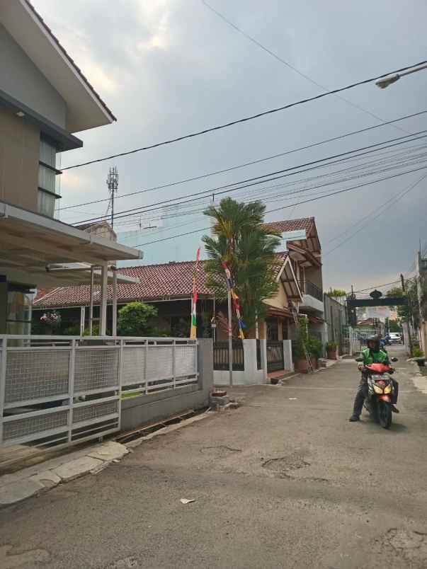 rumah kebayoran baru