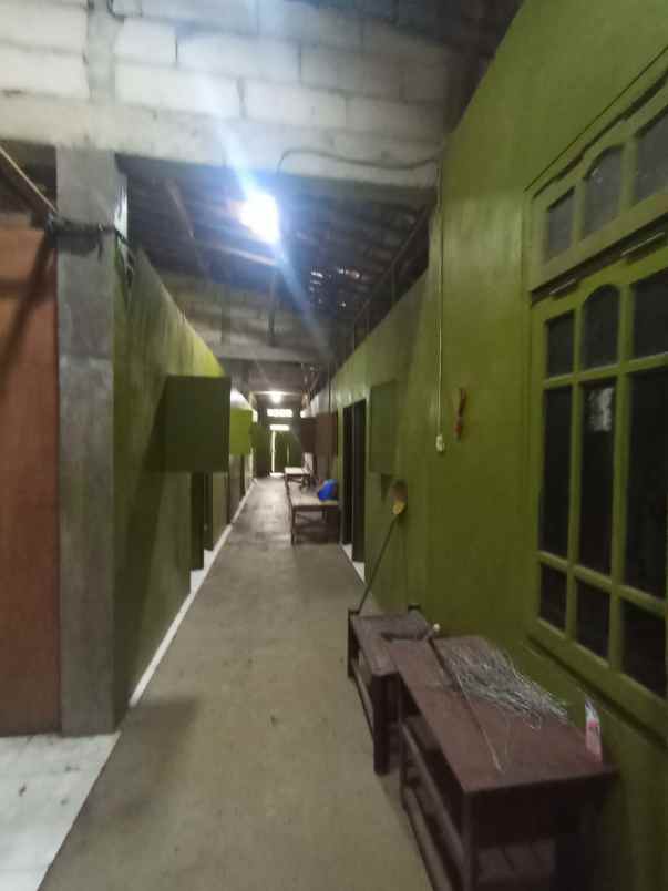 rumah kos 2 lantai siap huni