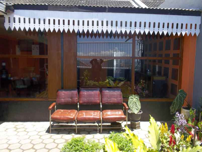 rumah luas siap huni lokasi dekat bns