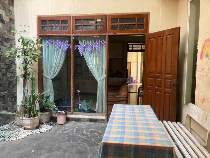 rumah margorejo tangsi semi furnished