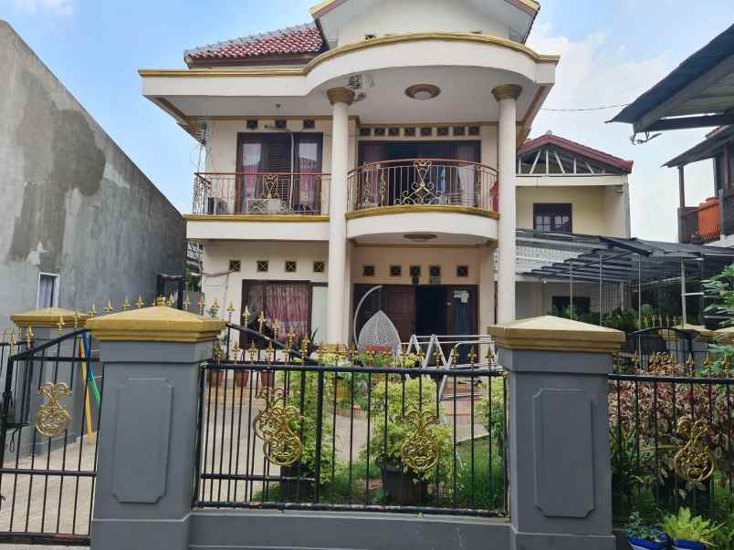 rumah mewah 2 lantai di bojongsari depok