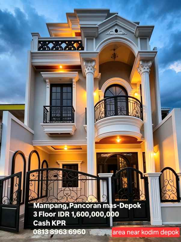 rumah mewah 3 lantai dalam komplek banyak fasilitas