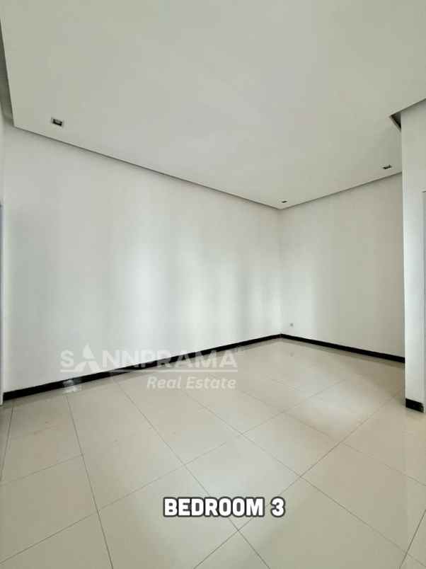 rumah mewah ada rooftop di margonda depok