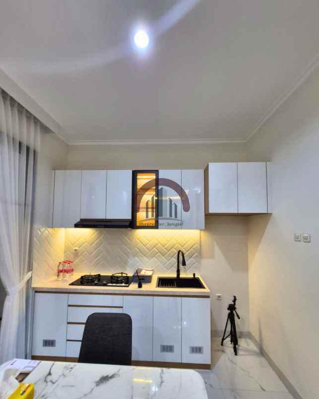rumah mewah dalam cluster dekat stan bintaro tangerang