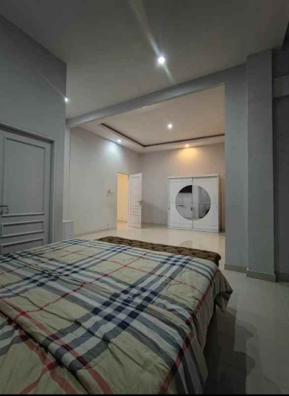 rumah mewah danau sentarum