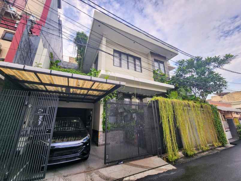 rumah mewah dekat slipi jaya kemanggisan jakatta barat