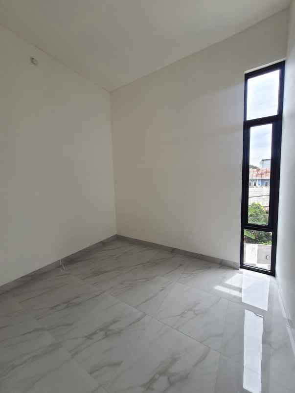 rumah mewah di kalimulya depok