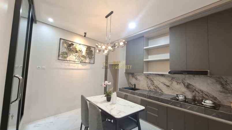 rumah mewah furnished dekat kampus ui jogja jakal