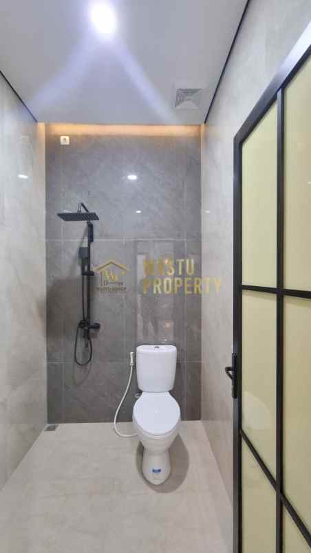 rumah mewah furnished dekat kampus ui jogja jakal