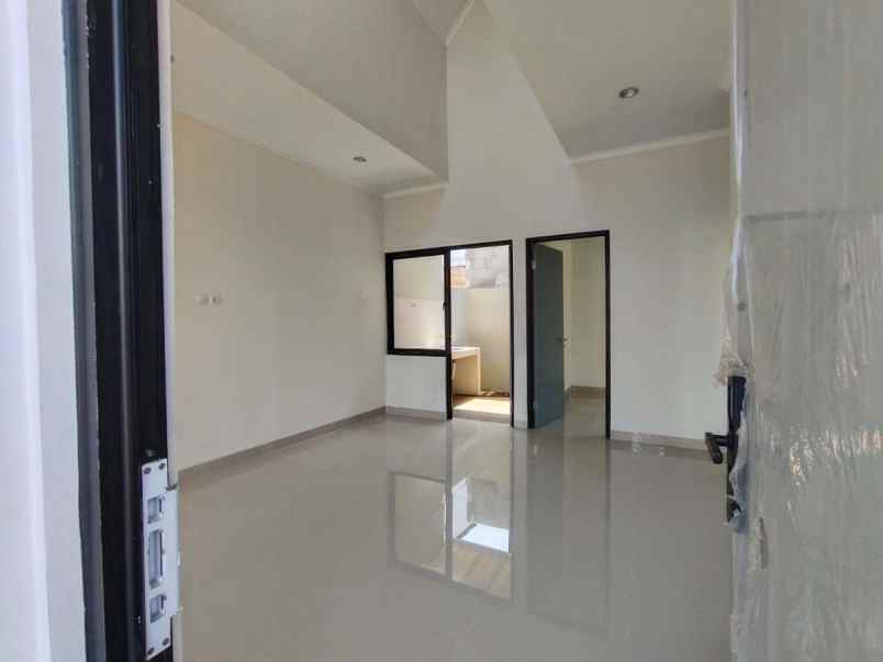 rumah minimalis dekat tol cimanggis di tapos depok
