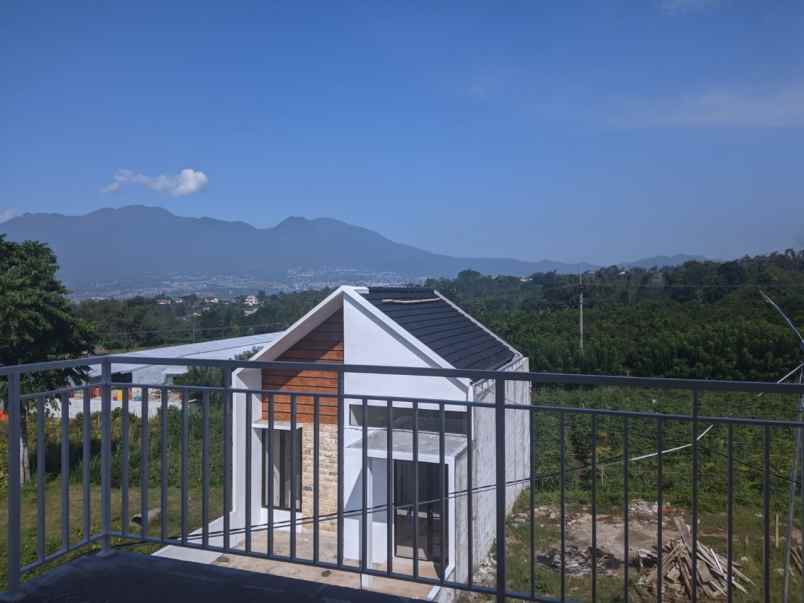 rumah minimalis view gunung malang