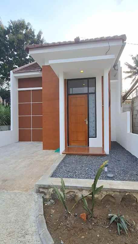 rumah modern minimalis 1 lantai dekat bandara abd