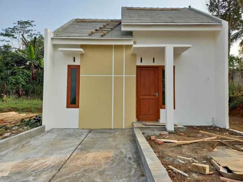 rumah murah lokasi 5 menit dari tol sawojajar malang