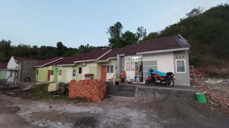 rumah murah modern grahatama hills