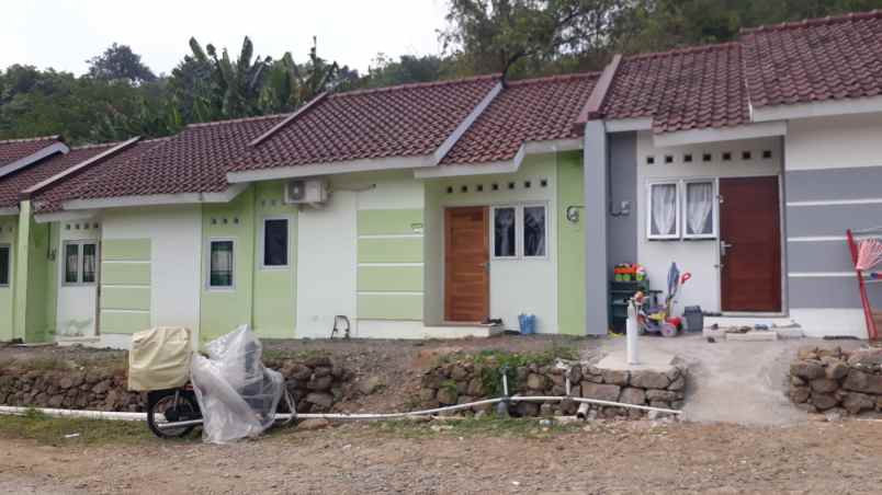 rumah murah modern grahatama hills