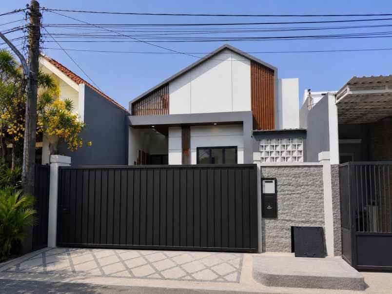 rumah nirwana executive surabaya new minimalis