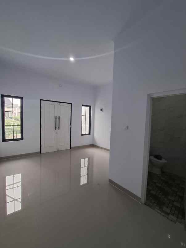 rumah non cluster siap huni di jatiwaringin