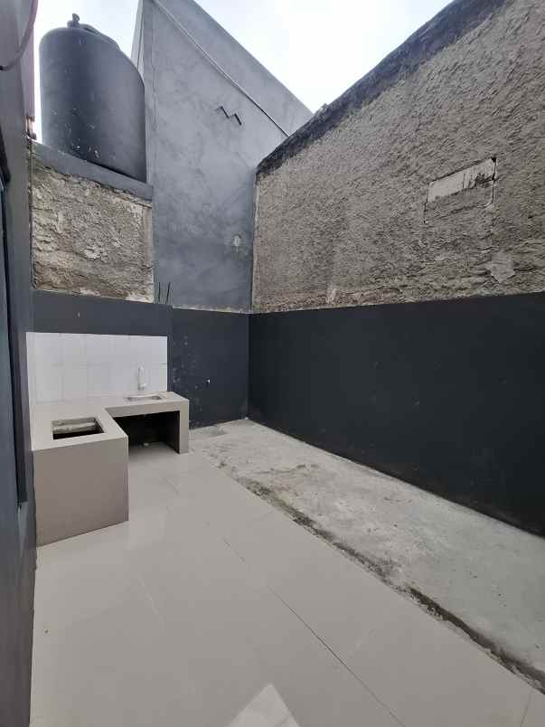 rumah non cluster siap huni di jatiwaringin