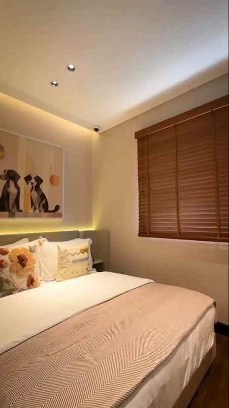 rumah park serpong 2 lantai dan 3 kamar tidur