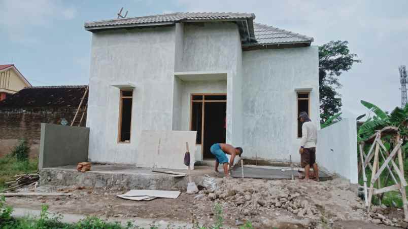 rumah pesan bangun ngemplak kartasura sukoharjo