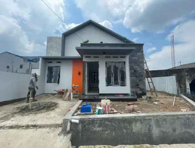 rumah pusat kota palembang jalan m isa lapangan golf