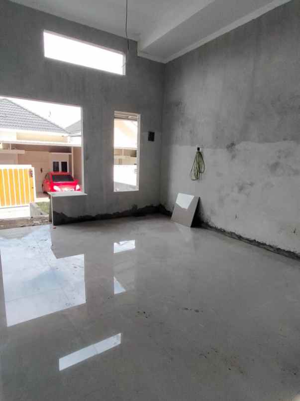 rumah ready siap huni bebas banjir di pudakpayung smg