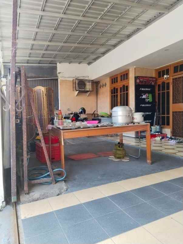 rumah rungkut mejoyo bangunan siap huni terawat