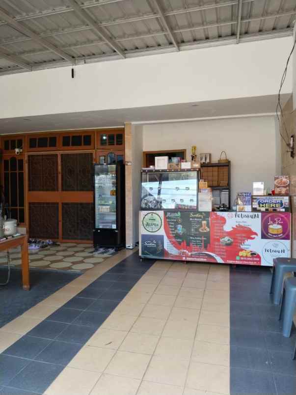 rumah rungkut mejoyo bangunan siap huni terawat