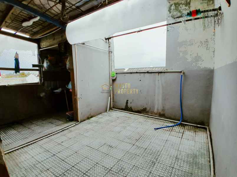 rumah second terawat hanya 2 menit dari ringroad utara