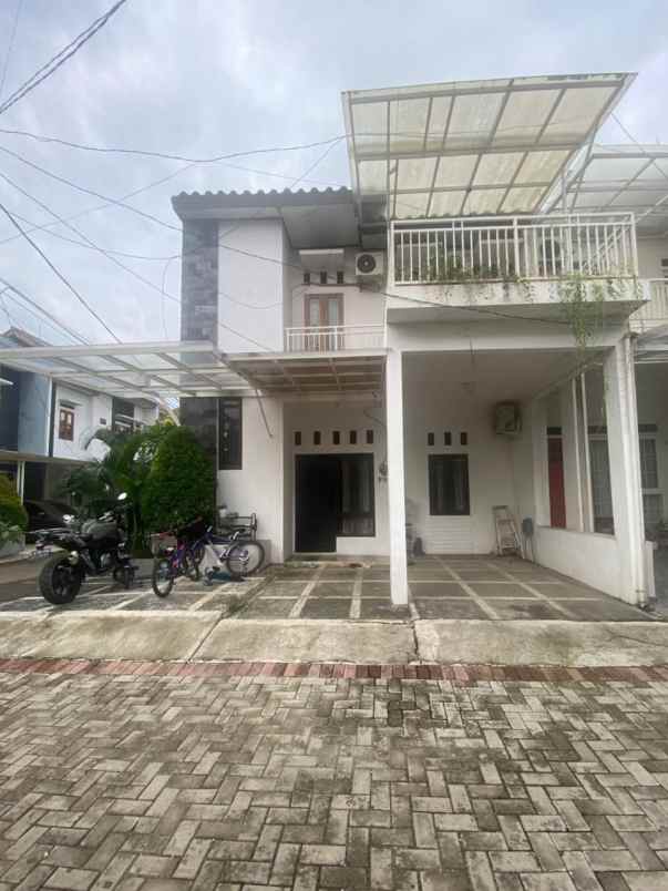 rumah secondary dalam cluster di jatibening